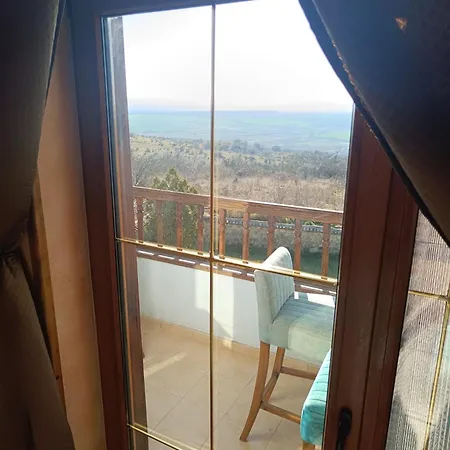 Луксозна вила Momino Avren