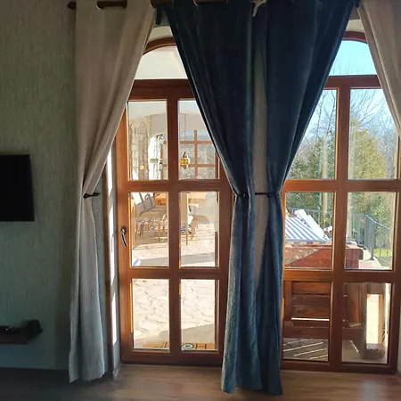 Луксозна вила Momino