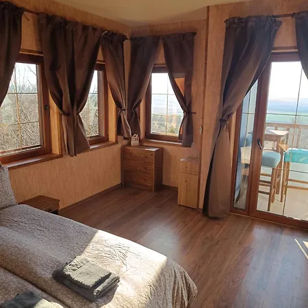 Momino Луксозна вила