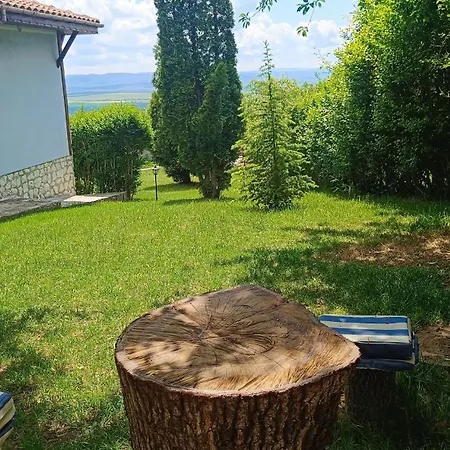 Momino Луксозна вила Avren